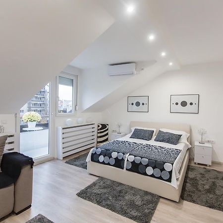 Apartamento Stan Na Dan Angel Novi Sad Exterior foto